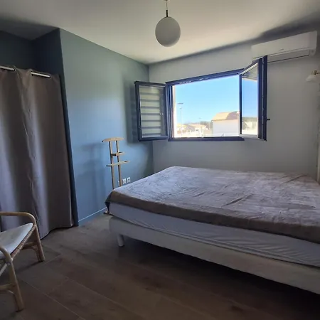 Neuve Avec Piscine Villa