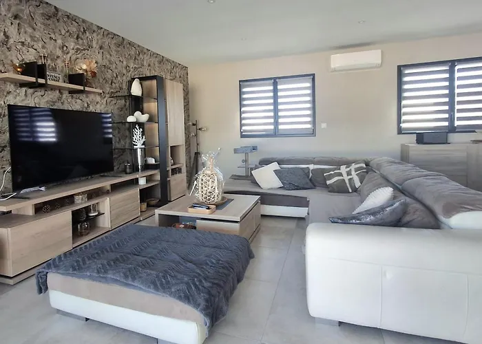 Neuve Avec Piscine Villa *